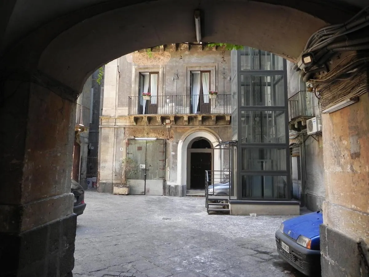 Palazzo Del Verga Catânia 2*,  Itália